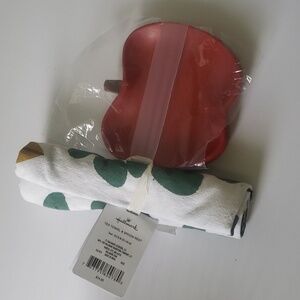 Hallmark Tea Towel & Red Apple Spoon Rest NWT